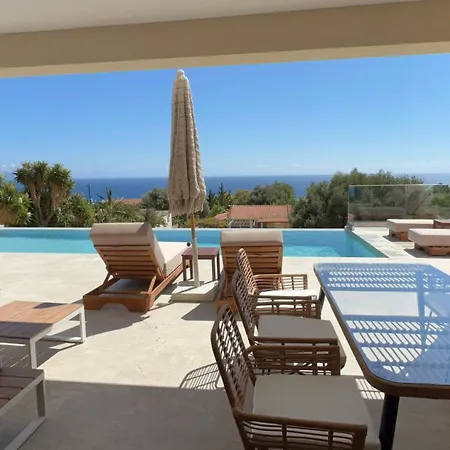 Thalassasense Lourdata Willa Lourdata (Kefalonia)