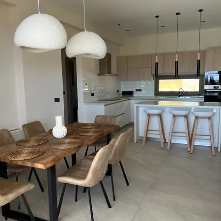 Thalassasense Lourdata * Lourdata (Kefalonia)