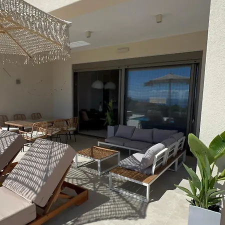 Thalassasense Lourdata